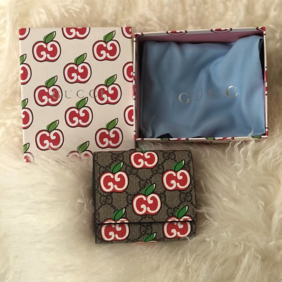 Gucci GG Supreme Canvas Apple French Wallet - Picture 5 of 6